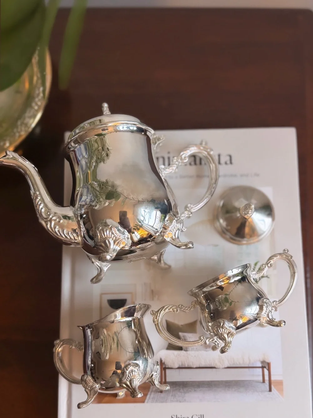 N/A elegant silver
